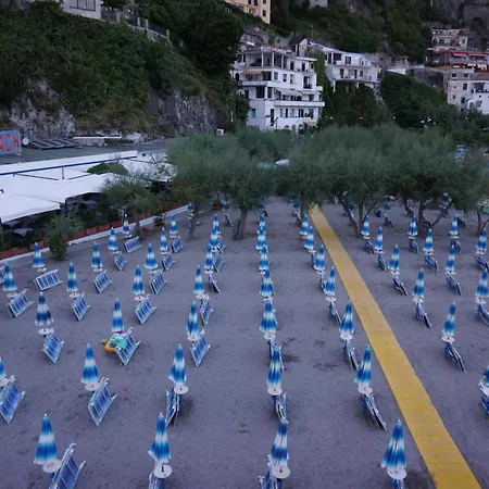Relaxvietri Amalfi Coast Виетри